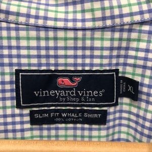 Vineyard Vines Mens button down shirt, long sleeve, size XL